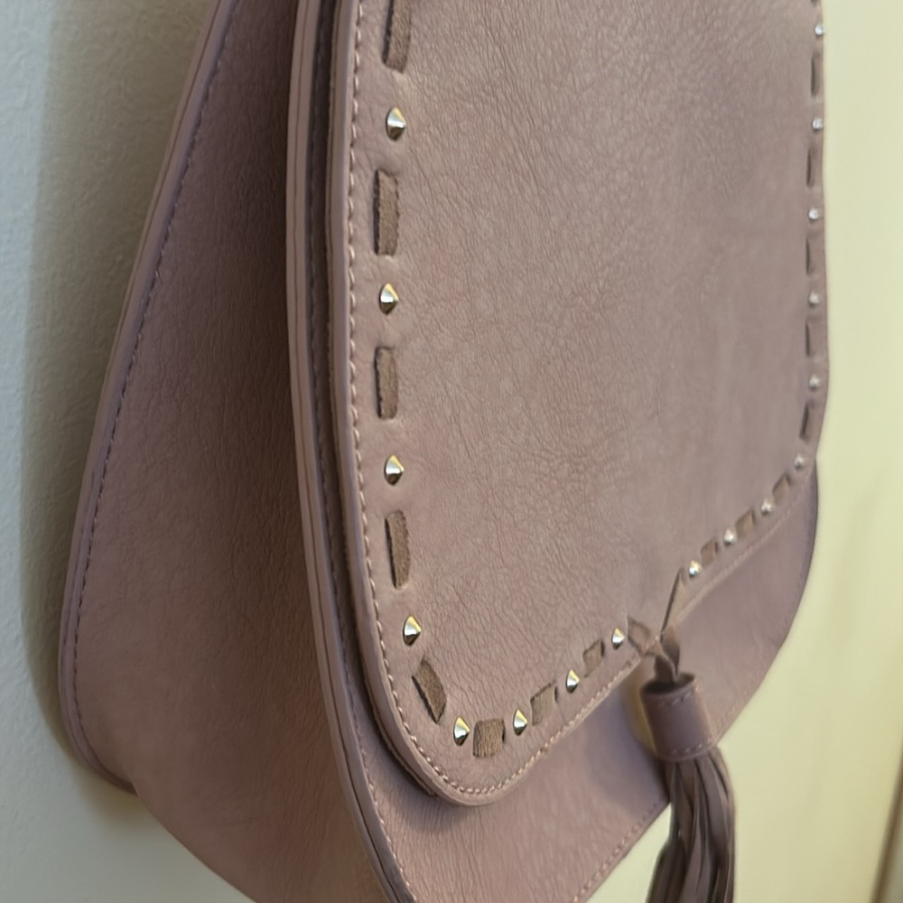 Steve Madden Crossbody Saddle Bag Purse NWOT It’s between tan and cream Pretty! - Picture 7 of 15